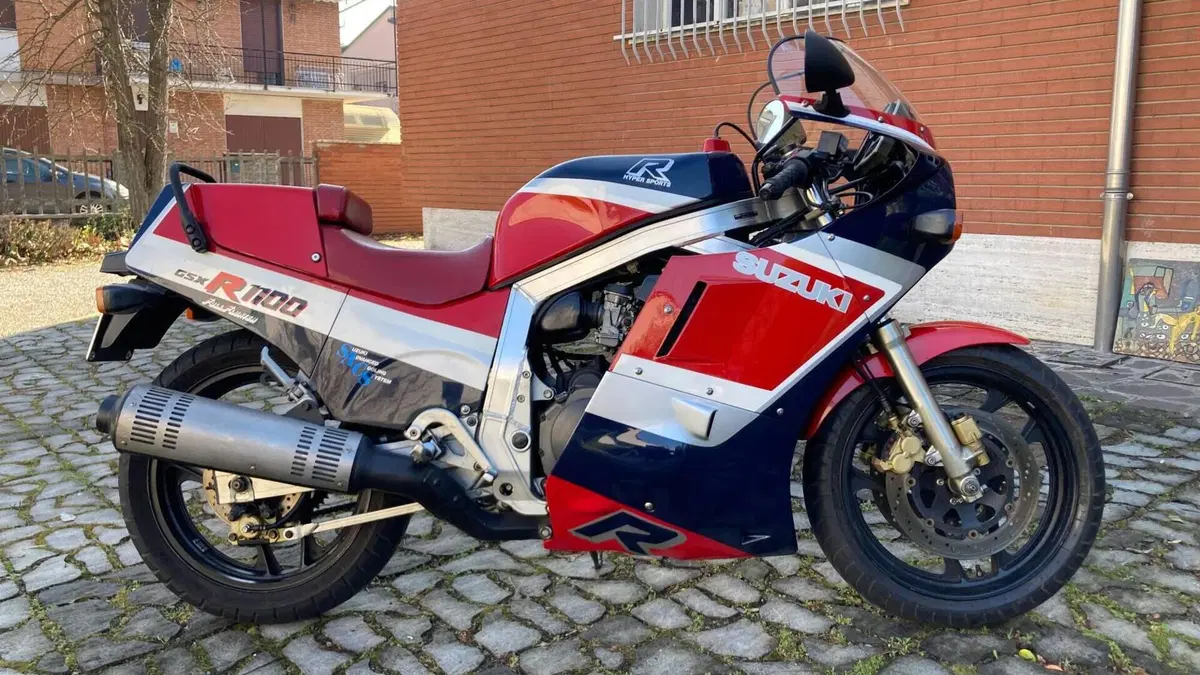 Suzuki   (2)