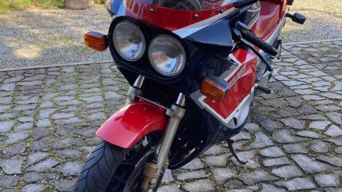 Suzuki   (3)