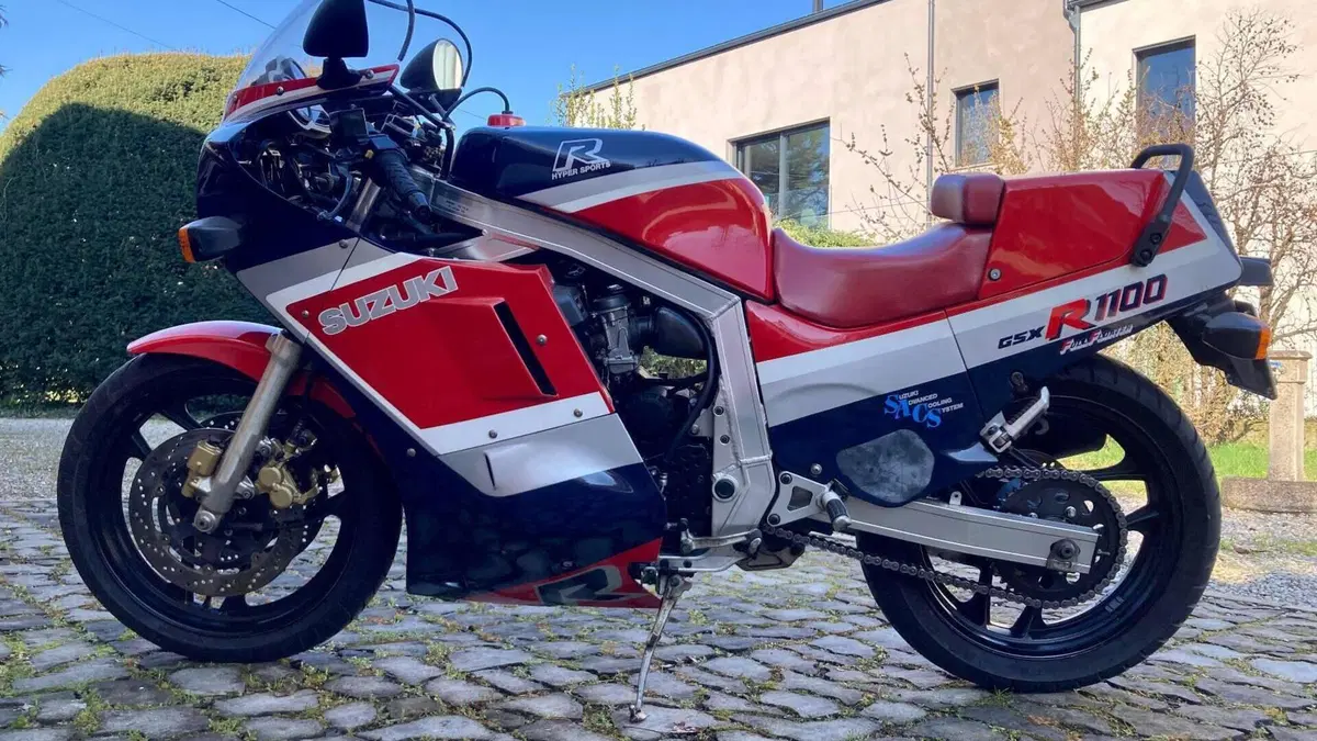 Suzuki   (6)