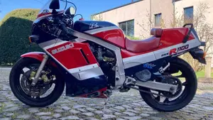 Suzuki   (6)