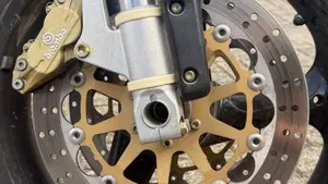 Ducati Monster 750 Dark (1999 - 02)  (6)