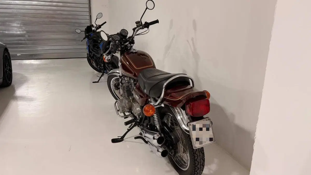 Kawasaki   (6)