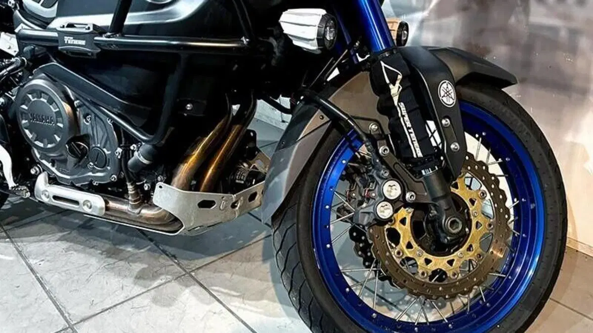 Yamaha XT1200ZE Super Ténéré (2015 - 16)  (9)