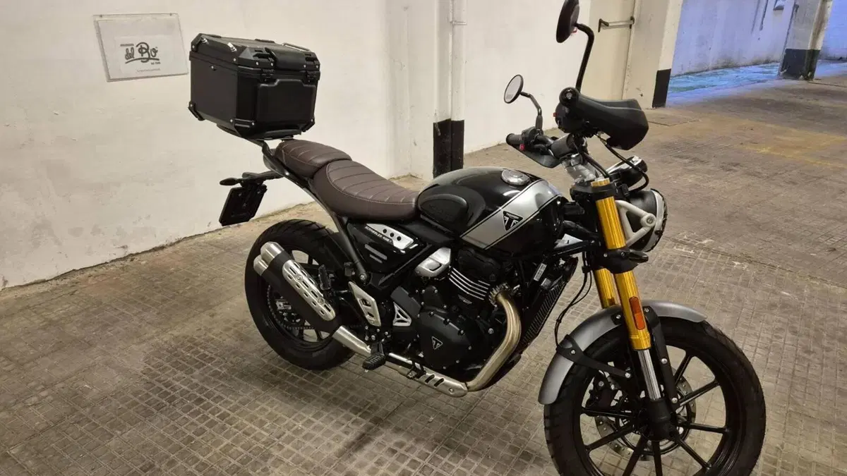 Triumph Scrambler 400 X (2024 - 26)  (2)