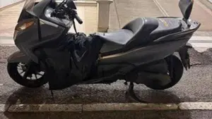 Honda Forza 300 ABS (2013 - 17)  (2)