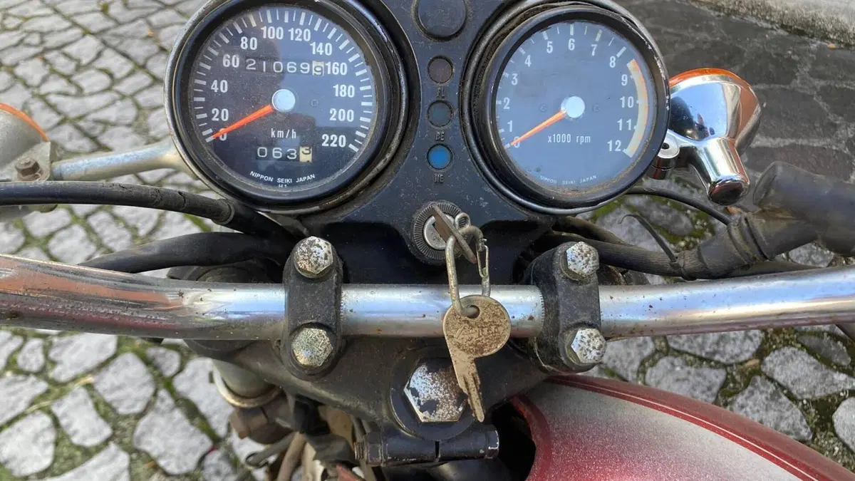 Kawasaki   (7)