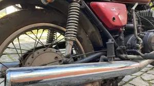 Kawasaki   (11)