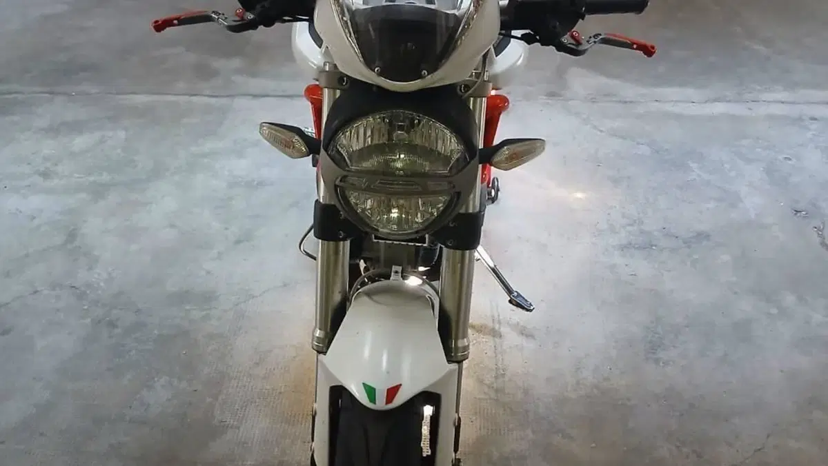Ducati Monster 796 (2010 - 13)  (5)