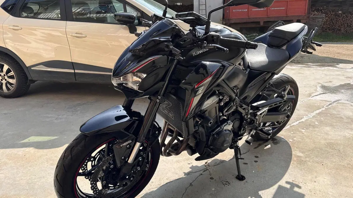 Kawasaki Z 900 (2017 - 18) 