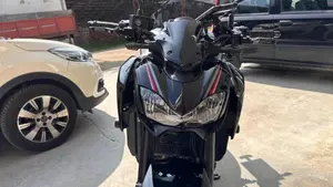 Kawasaki Z 900 (2017 - 18)  (5)