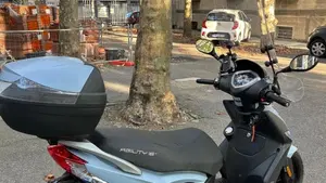 Kymco Agility 125 R16 Power Up (2021 - 26)  (8)