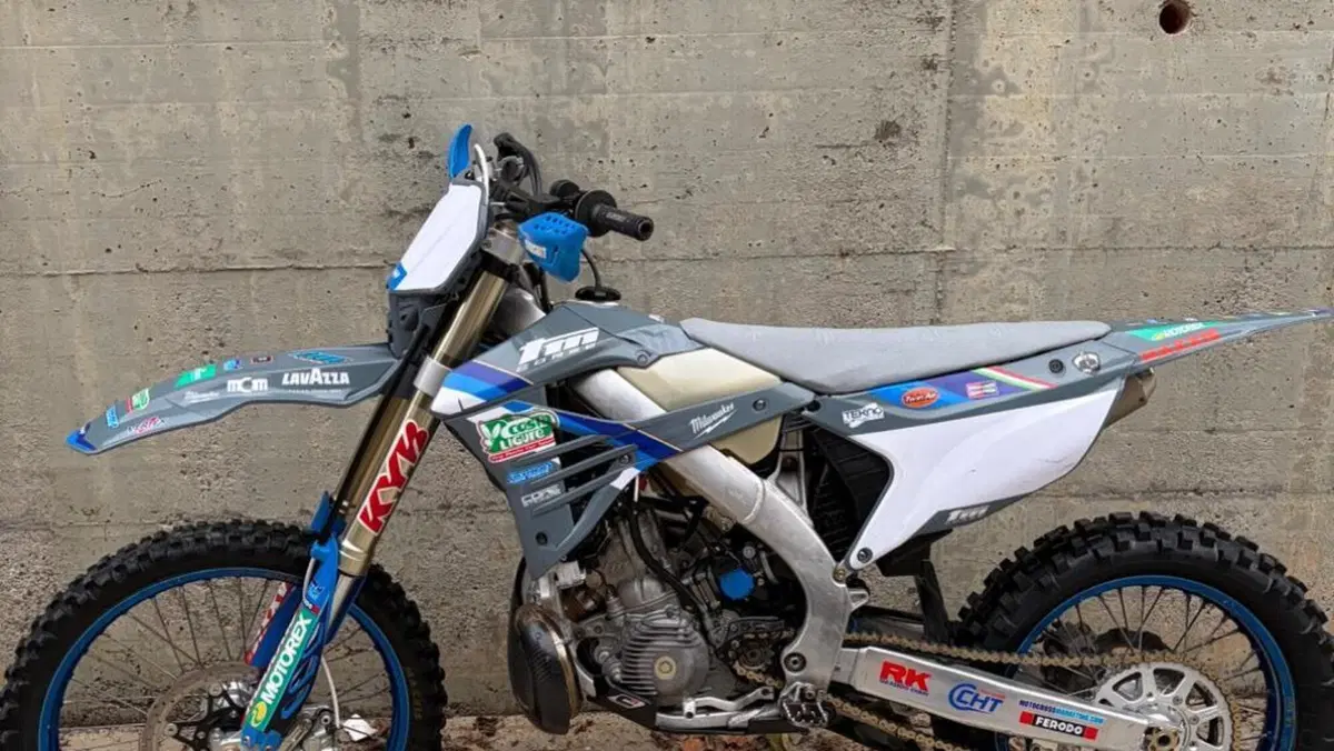 Tm Moto EN 250 ES Fi (2022) 