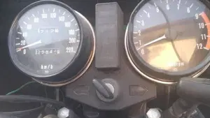 Kawasaki   (4)