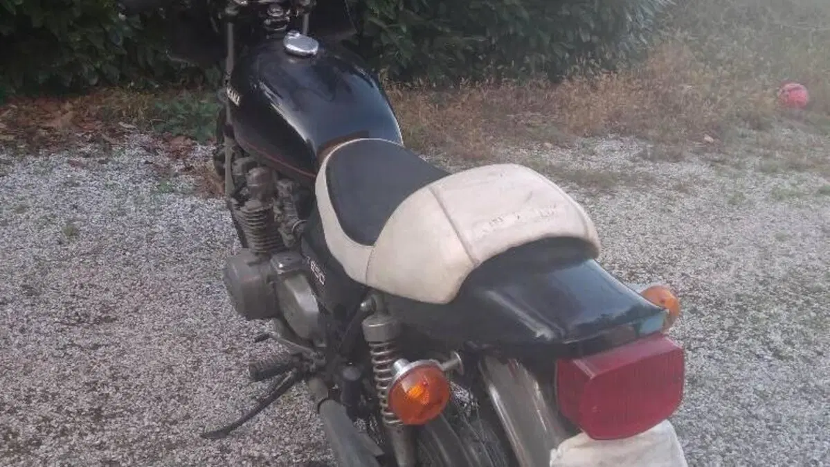 Kawasaki   (6)