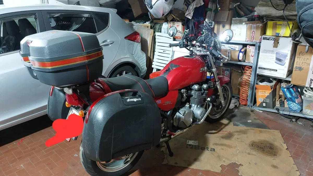 Kawasaki   (2)