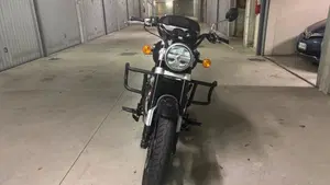 Royal Enfield Super Meteor 650 (2023 - 26)  (2)