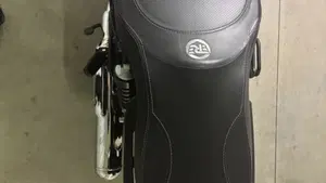 Royal Enfield Super Meteor 650 (2023 - 26)  (8)