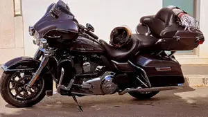Harley-Davidson 1690 Electra Glide Ultra Limited (2014 - 15) - FLHTK 
