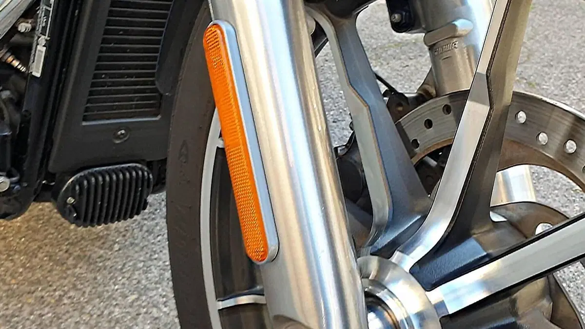Harley-Davidson 107 Low Rider (2018 - 20) - FXLR  (2)