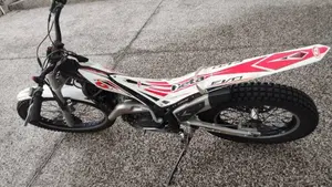 Betamotor Evo 125 2t (2010 - 11) 