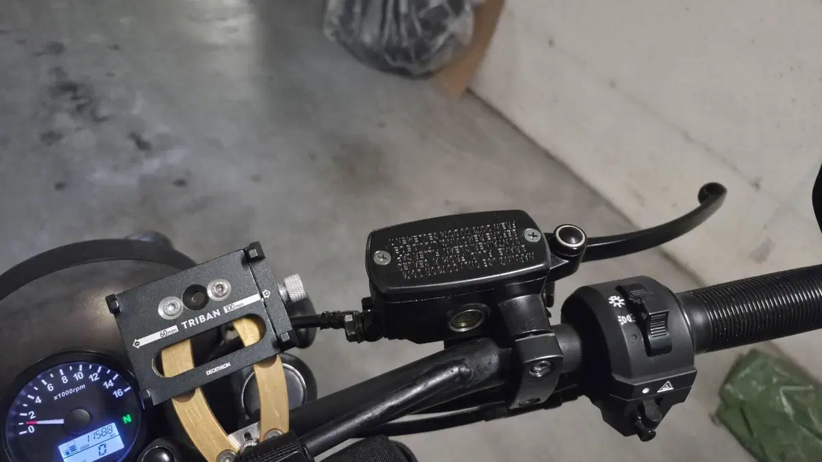 Brixton Motorcycles BX 125 Cafè Racer (2017 - 19)  (7)