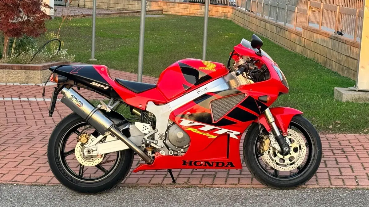 Honda VTR 1000 SP-1 (2000 - 01) 
