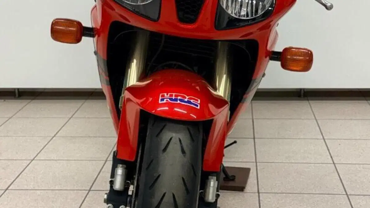 Honda VTR 1000 SP-1 (2000 - 01)  (4)