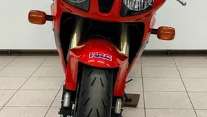 Honda VTR 1000 SP-1 (2000 - 01)  (4)
