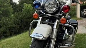 Harley-Davidson 1690 Road King (2013 - 16) - FLHR  (4)