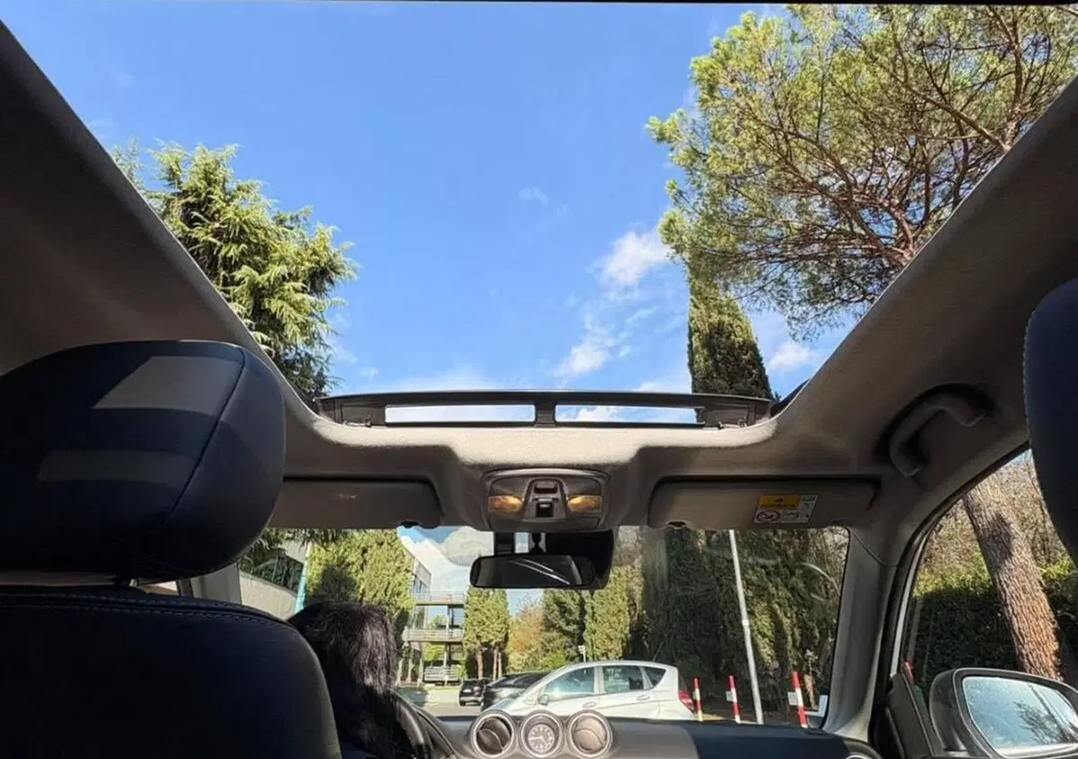 Suzuki Vitara 1.5 140V Hybrid A/T Starview (9)