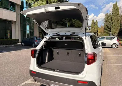 Suzuki Vitara 1.5 140V Hybrid A/T Starview (14)