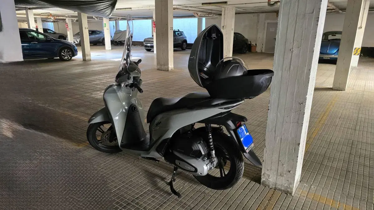 Honda SH 150i (2024 - 25)  (2)