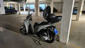 Honda SH 150i (2024 - 25)  (2)