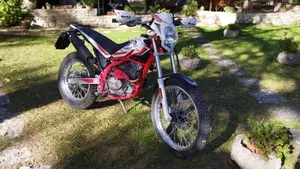 Betamotor Alp 200 (2021 - 25) 