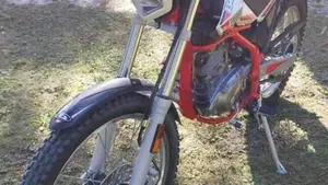 Betamotor Alp 200 (2021 - 25)  (3)
