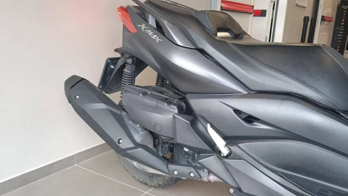Yamaha X-Max 400 ABS (2017 - 20)  (2)