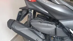 Yamaha X-Max 400 ABS (2017 - 20)  (7)