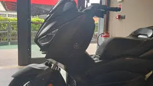 Yamaha X-Max 400 ABS (2017 - 20)  (8)