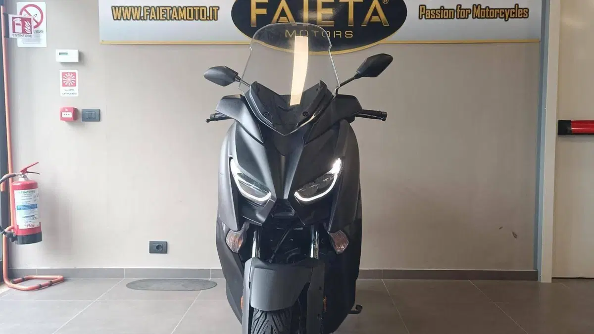 Yamaha X-Max 400 ABS (2017 - 20)  (13)