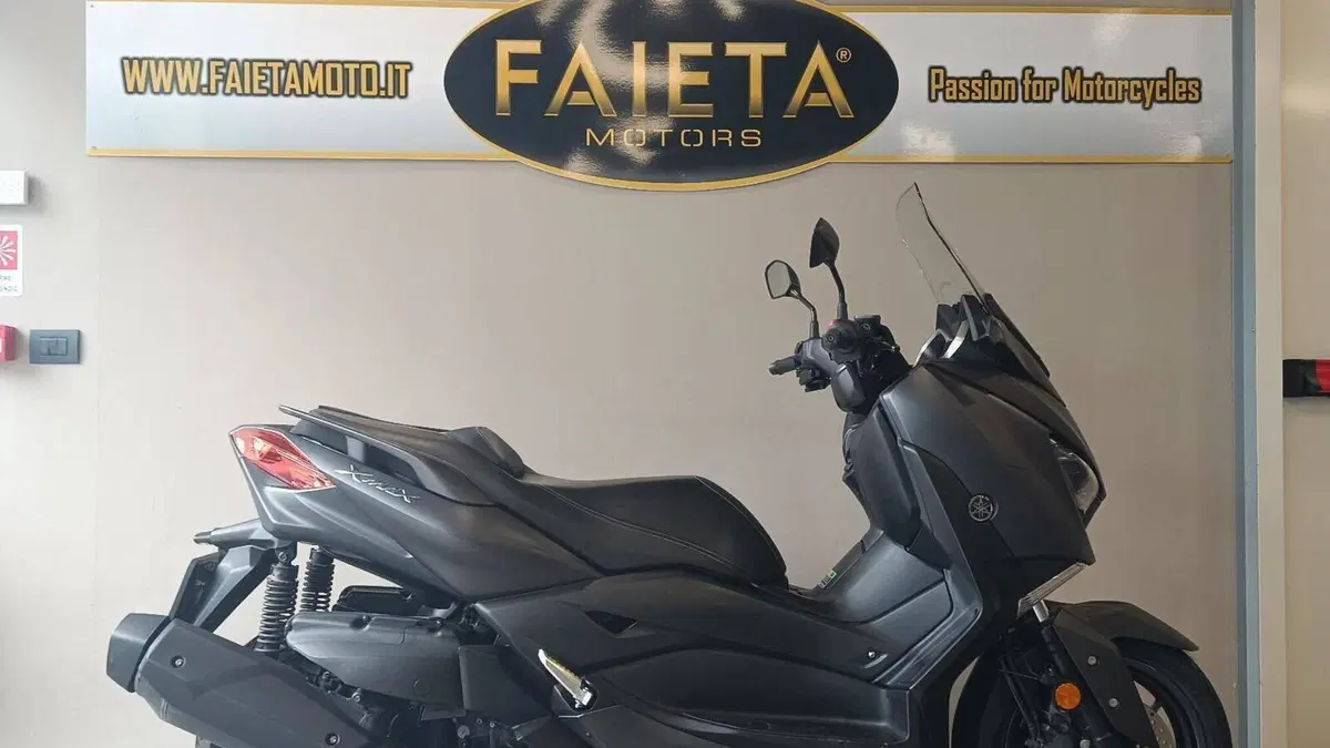 Yamaha X-Max 400 ABS (2017 - 20)  (17)