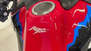 Honda Africa Twin CRF 1100L ES (2024 - 26)  (5)