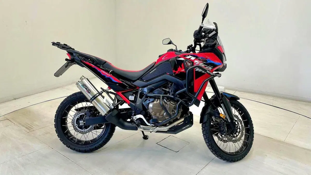 Honda Africa Twin CRF 1100L ES (2024 - 26)  (2)