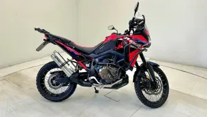 Honda Africa Twin CRF 1100L ES (2024 - 26)  (2)