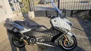 Yamaha T-Max 560 Tech Max (2025 - 26) 