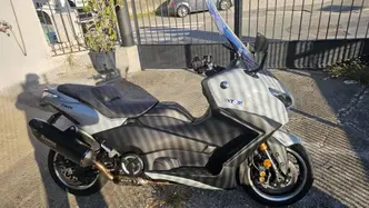 Yamaha T-Max 560 Tech Max (2025 - 26) usata