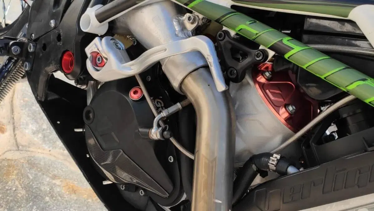 Vertigo Combat Vertical 300 (2019 - 20)  (2)