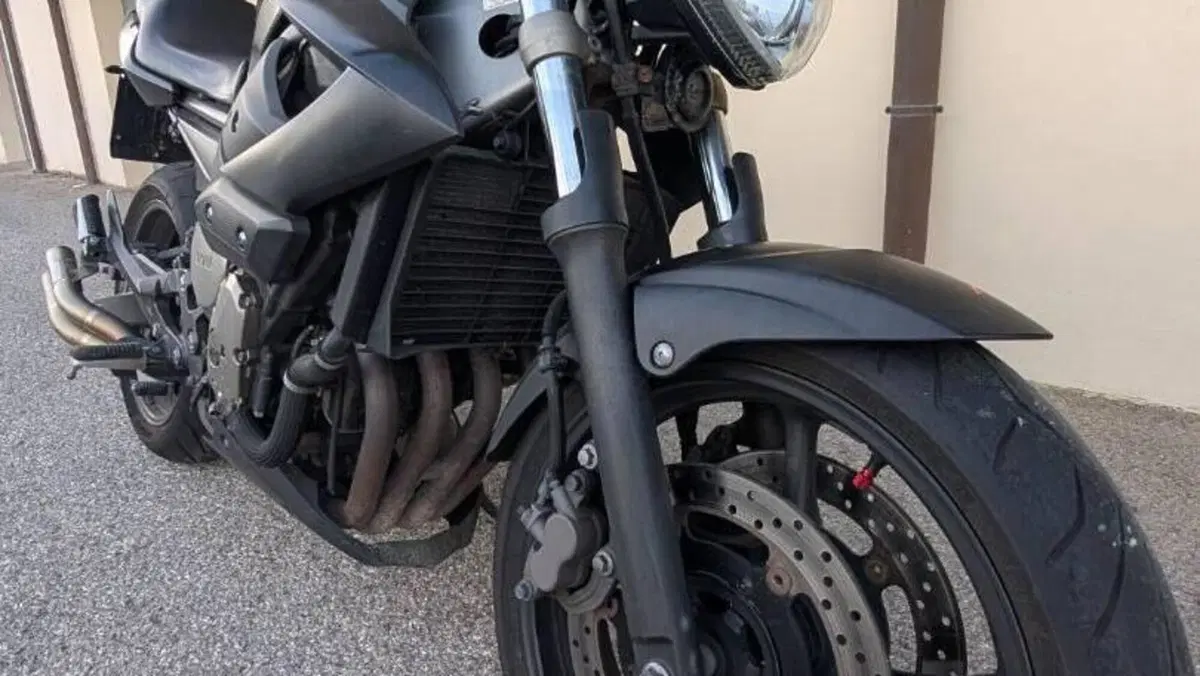 Yamaha XJ6 (2008 - 15)  (2)
