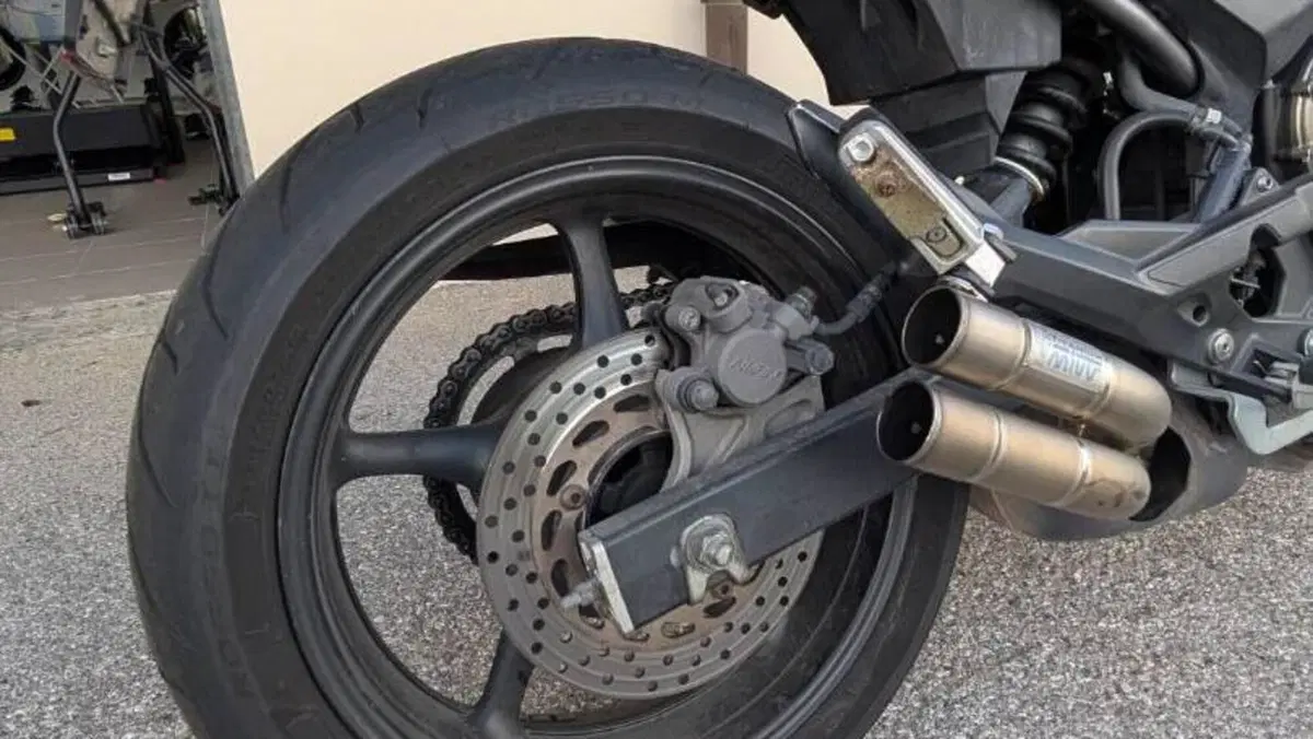 Yamaha XJ6 (2008 - 15)  (5)