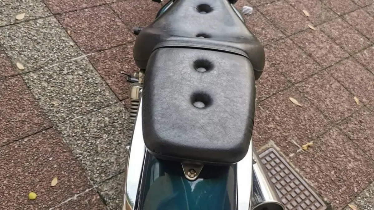 Suzuki Marauder GZ 125 (1998 - 03)  (4)