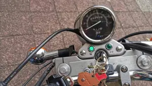 Suzuki Marauder GZ 125 (1998 - 03)  (6)